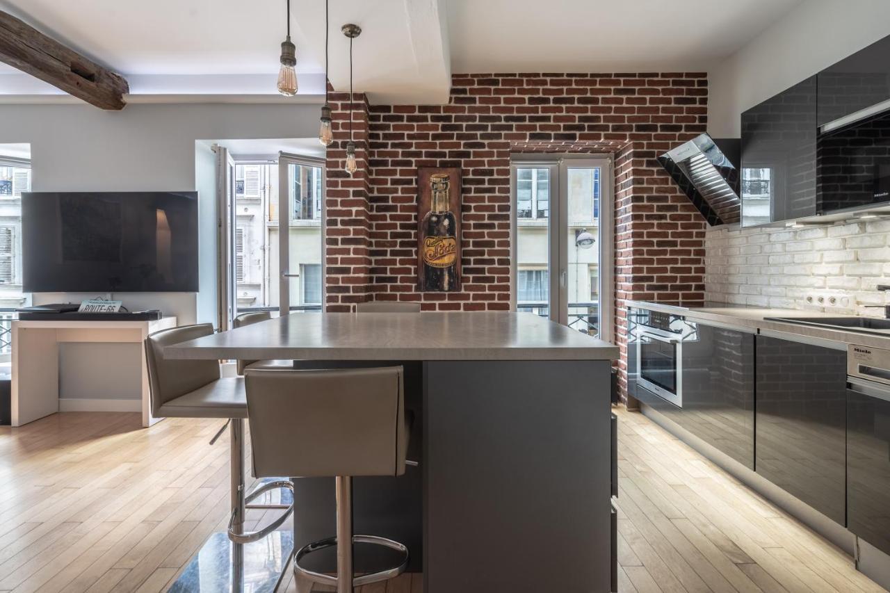 Room In Apartment - Cosy Place In The Hear Of Paris Exterior foto